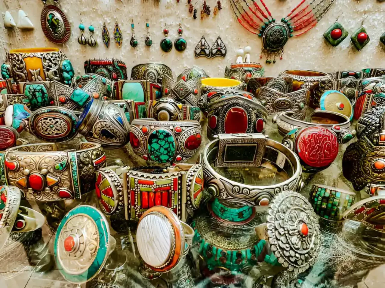Authentic Moroccan gifts and souvenirs