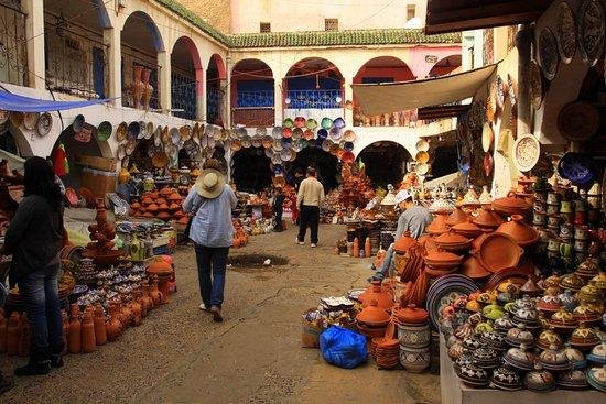 Traditional Safi Moroccan pottery and ceramics